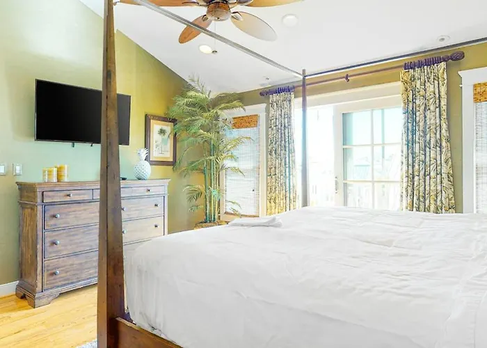 Sunset Island - 2 Beachside Mews Holiday home *