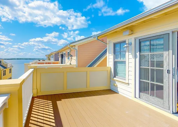 Sunset Island - 2 Beachside Mews Holiday home Ocean City
